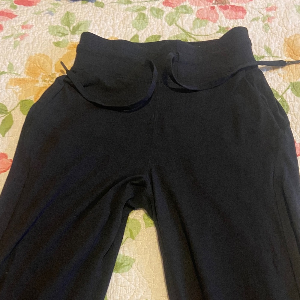 lululemon athletica Black Ankle Pants